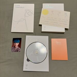 BTS Love Yourself Her Version L album